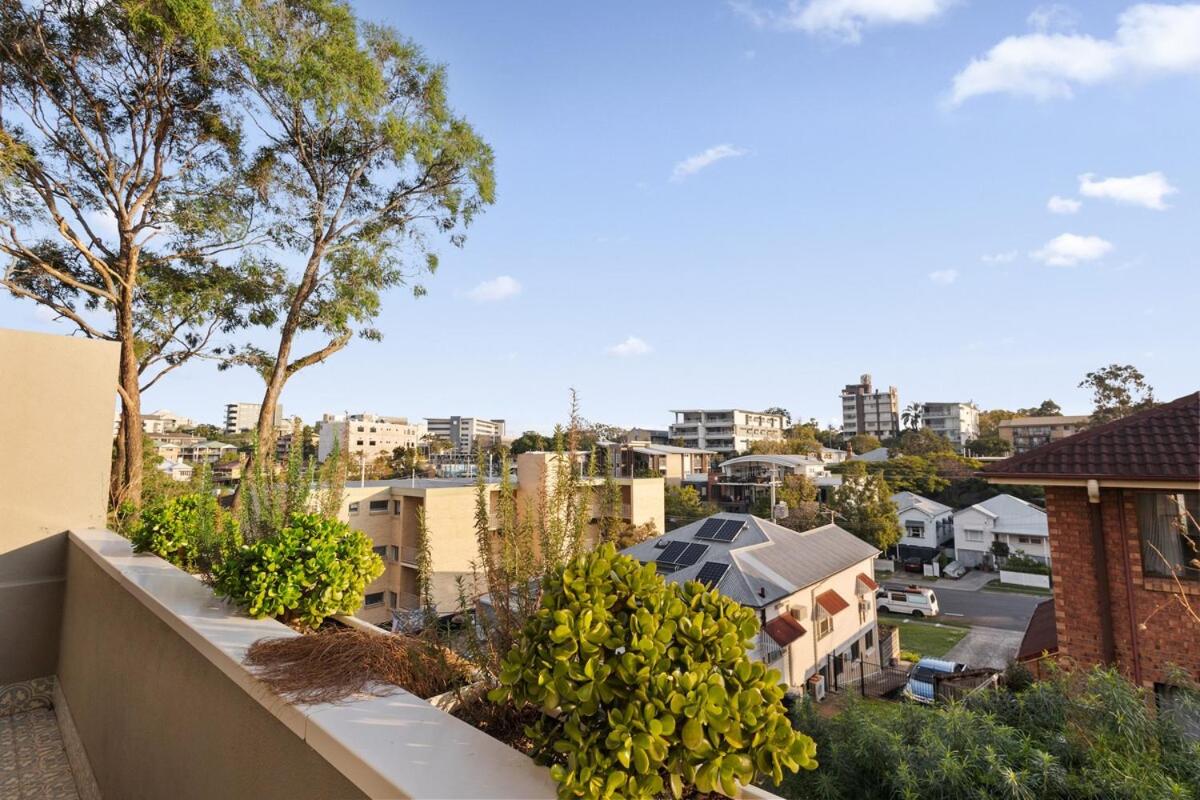 2 bed close to Wesley hospital & Suncorp Stadium - B&B