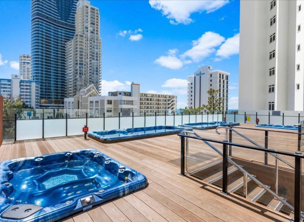 Breathtaking Ocean and City Views Level 20 - Chambres d’hôtes Gold Coast