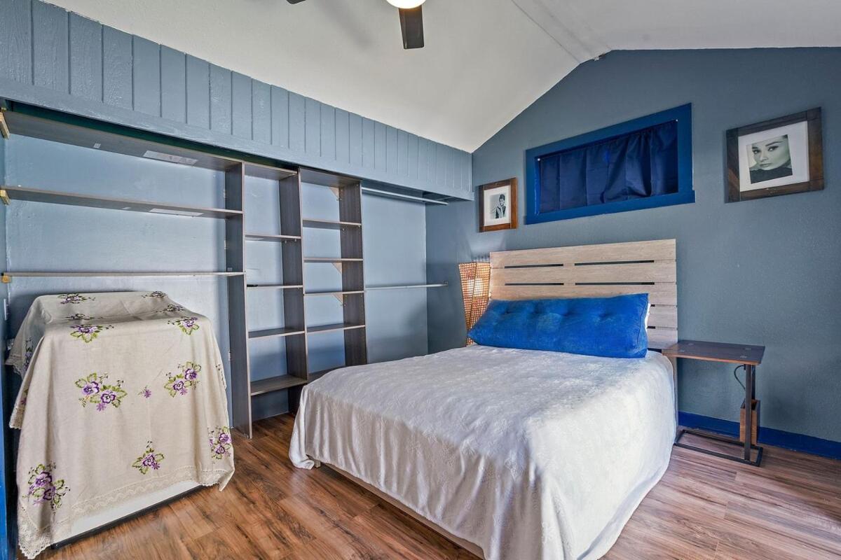Guest House By Pinellas Trail,BeachGear,Parking - Chambres d'hôtes St. Petersburg