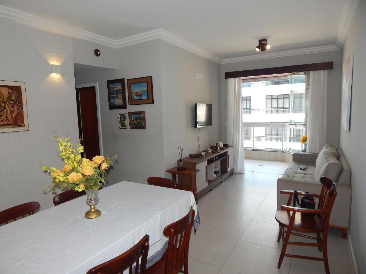 Moderno e reformado 2 quartos com varanda e garagem - Ferienwohnung Cabo Frio
