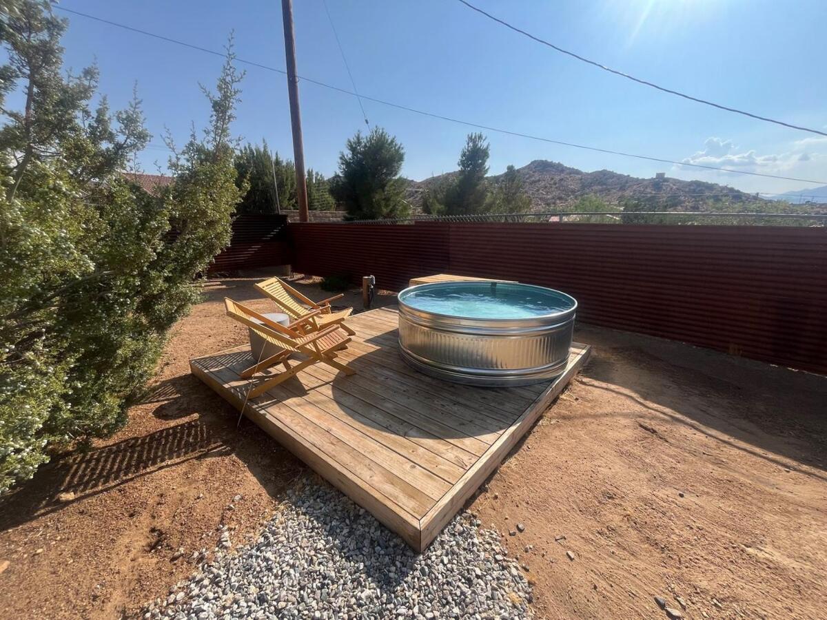 License To Chill - B&B Yucca Valley