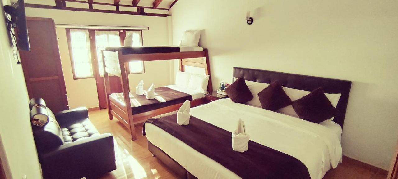 Habitación Familiar con balcón