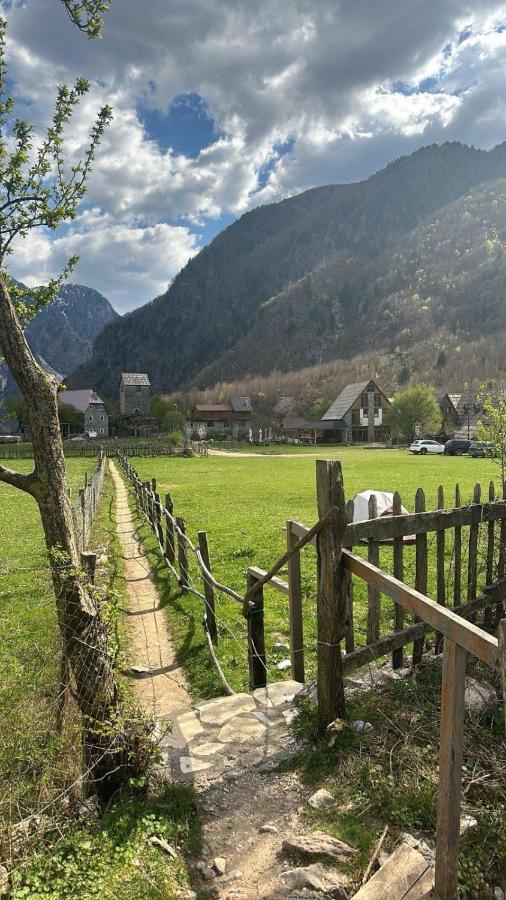 Camera Matrimoniale con Balcone