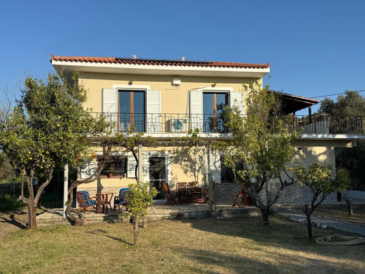Villa Feronia Samos - B&B