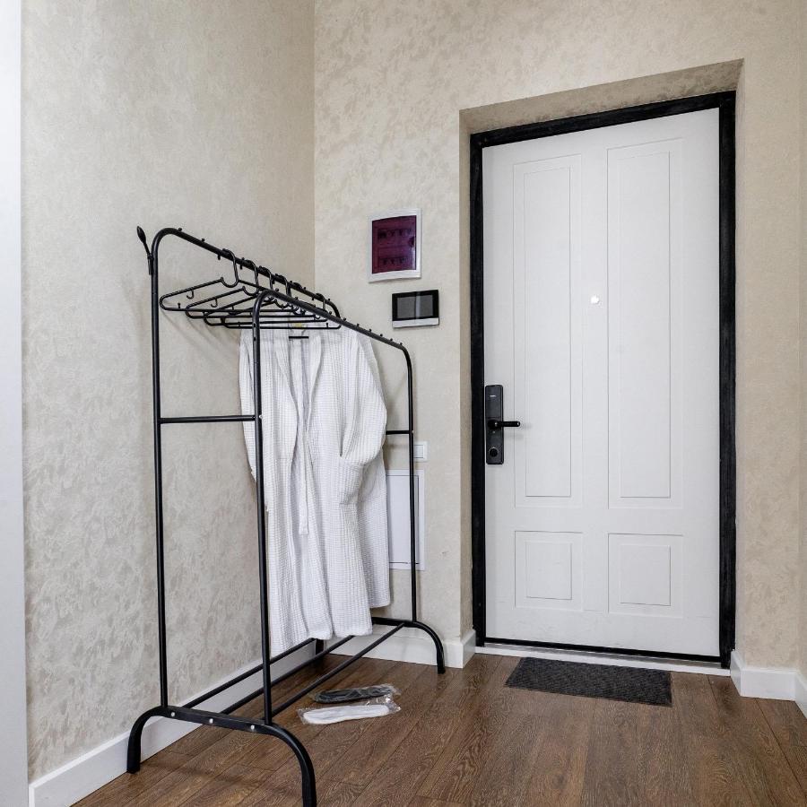 HeadLiner apartments near Khan Shatyr - Ferienwohnung Astana