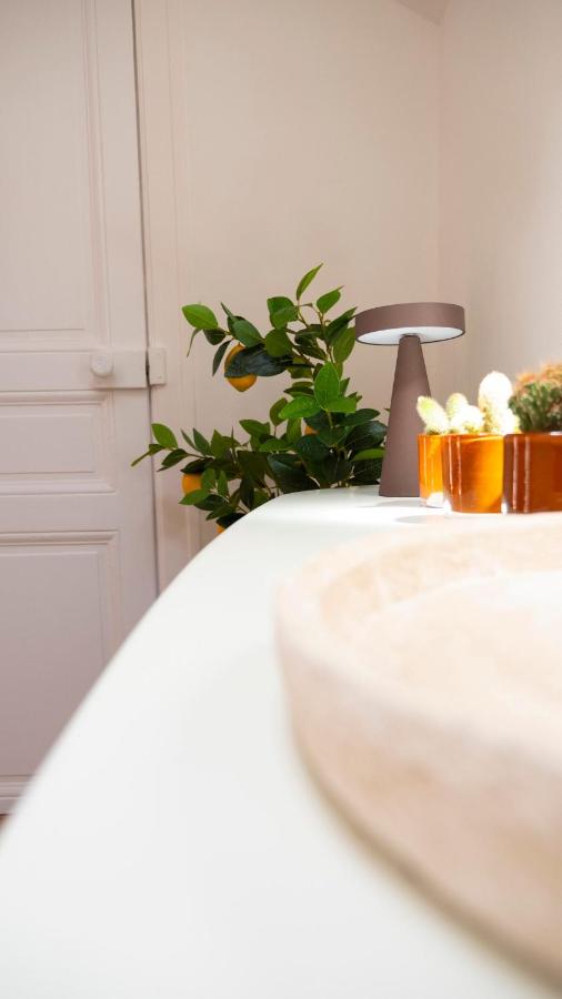 Le Mercœur, Studio élégant et calme en hyper centre de Nantes - B&B Nantes