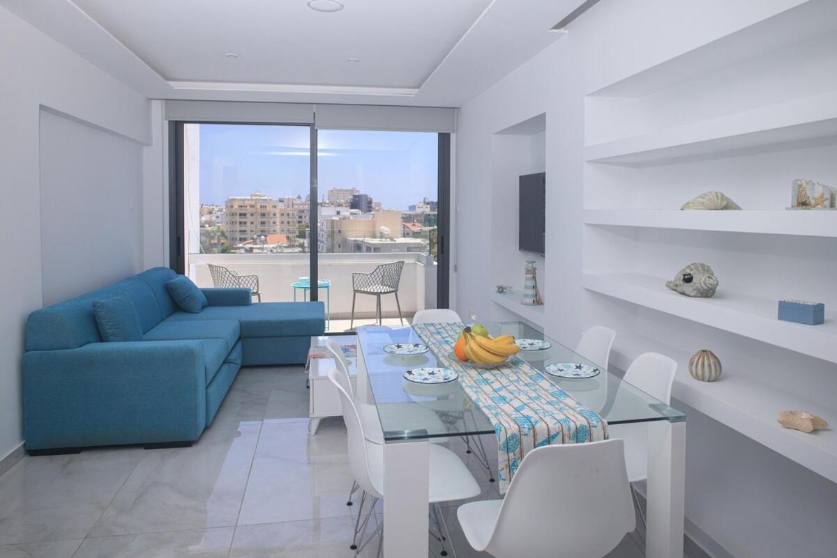 Elegant penthouse in City Centre - B&B Larnaka