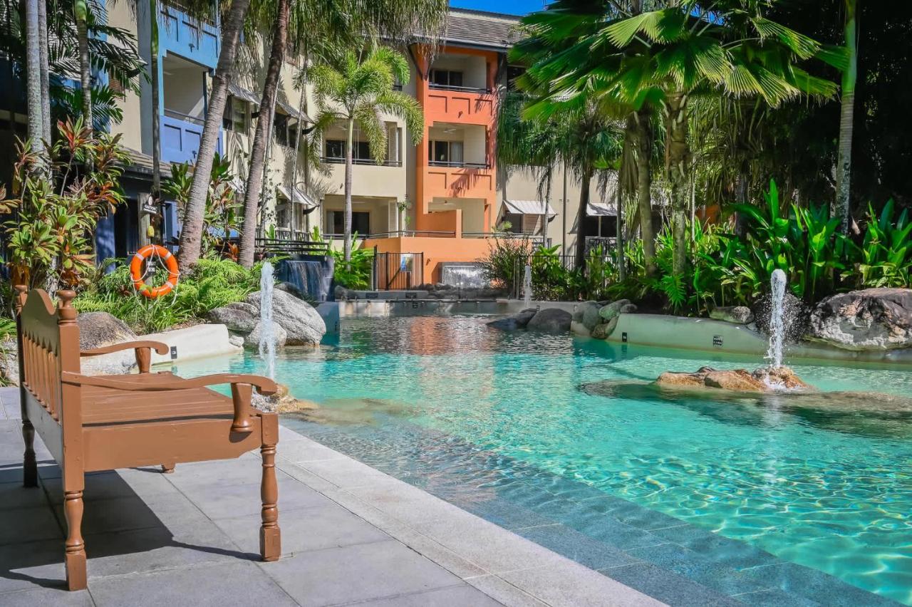 Palmview Heights - 9 Pools BBQ & Gym - B&B
