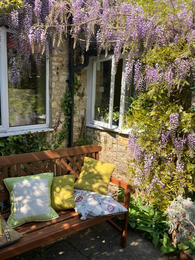 The Green Room in Kilmersdon - Bed and Breakfast