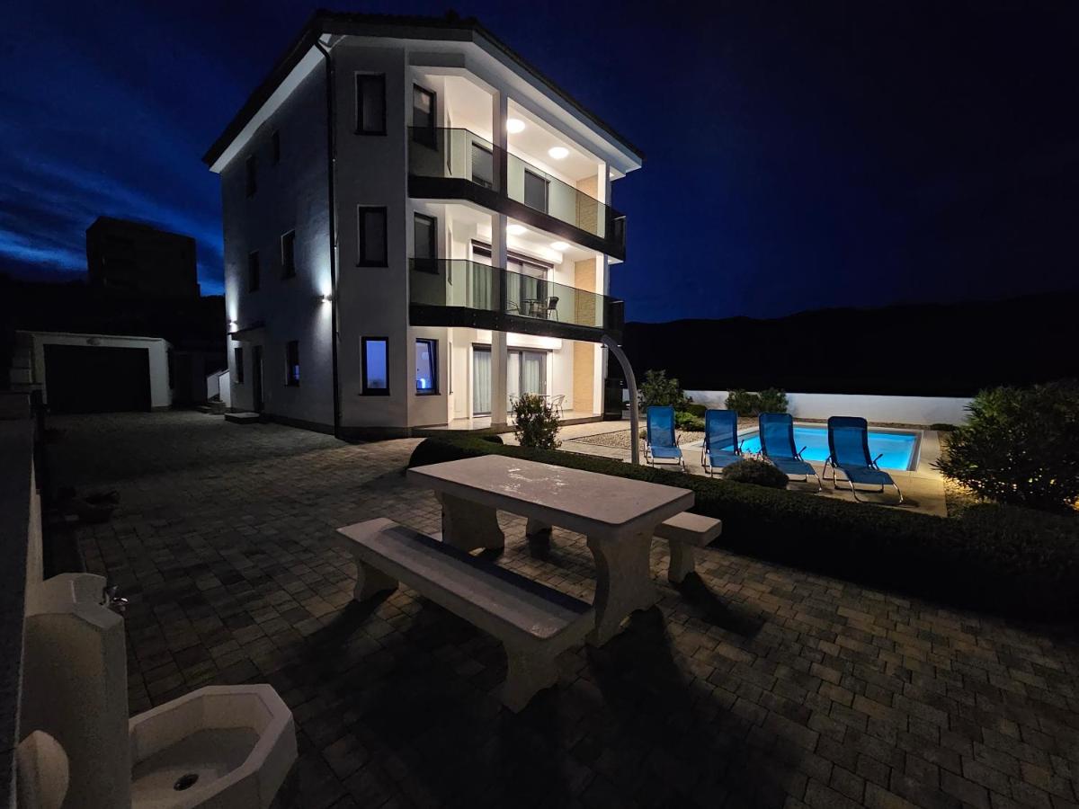 Lux Apartment Buena Vista - Ferienwohnung Novi Vinodolski