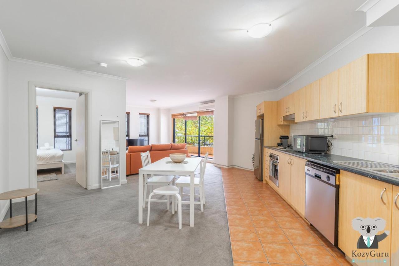 KozyGuru | Redfern | Cozy Apt near Train Station - B&B Sydney