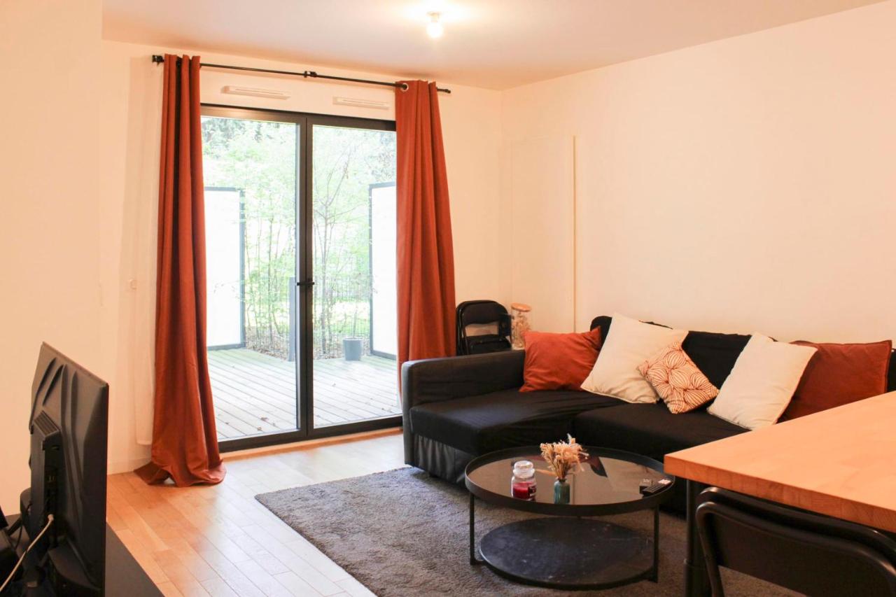 Beautiful 1-bedroom apartment with terrace - Bed and Breakfast Boulogne-Billancourt