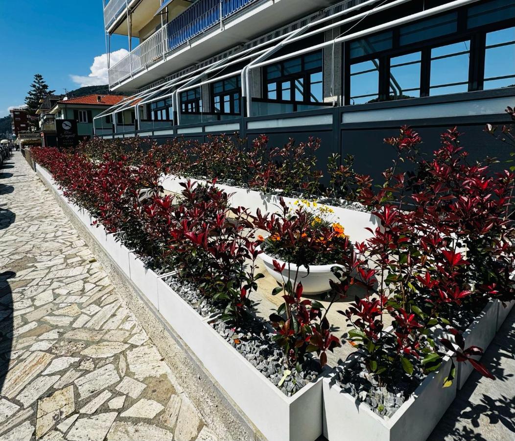 Habitación Doble con balcón y vistas al mar