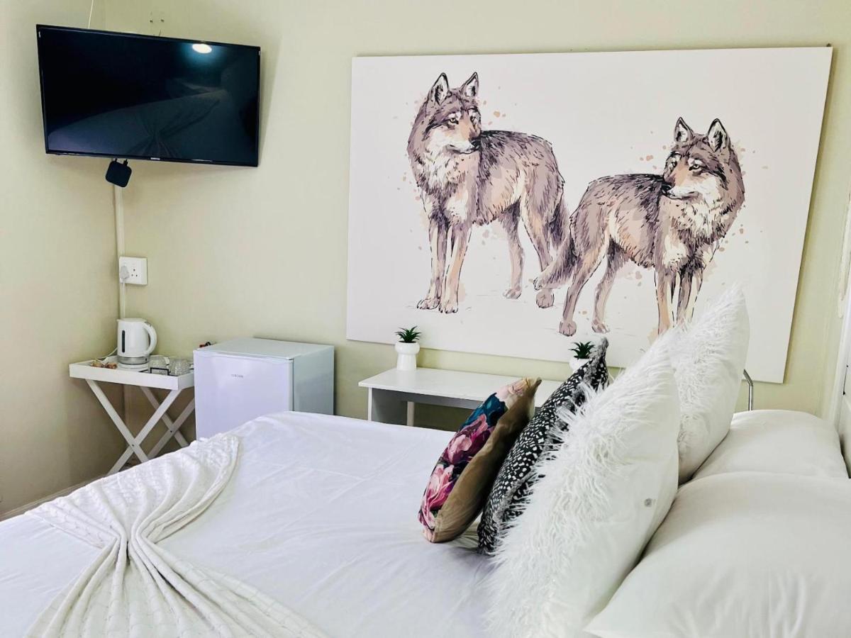 Chambre Double ou Lits Jumeaux avec Salle de Bains