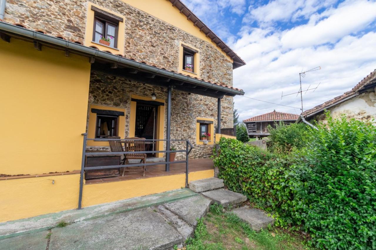 La Casona del Cura 3, CALÉNDULA - B&B Pravia