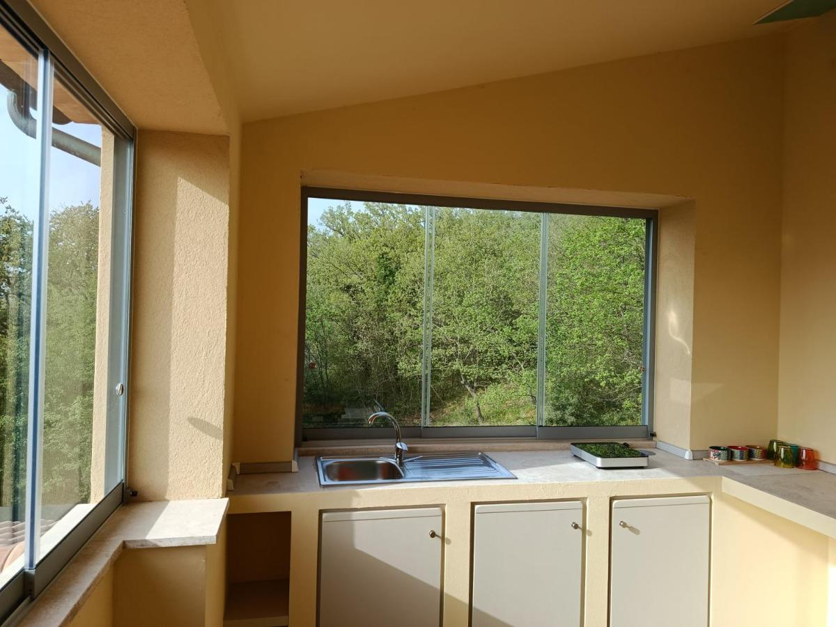 Studio-Apartment mit Balkon