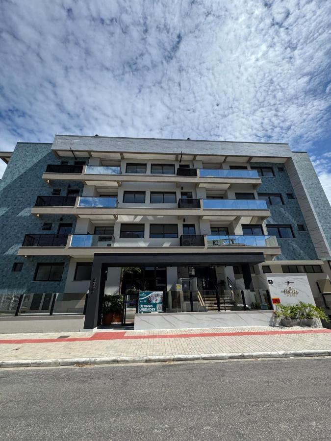 Palmas - Apto de praia moderno em HomeClub a 550m do mar - B&B Governador Celso Ramos