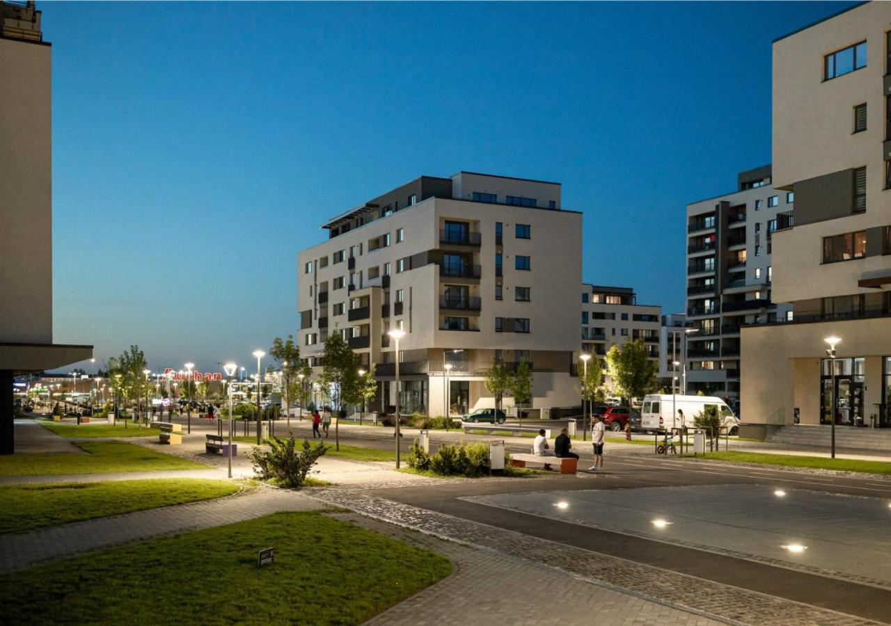 DreamHome Studio - lângă Coresi Mall -Self check-in -Parcare gratuită -AC - Bed and Breakfast Braşov