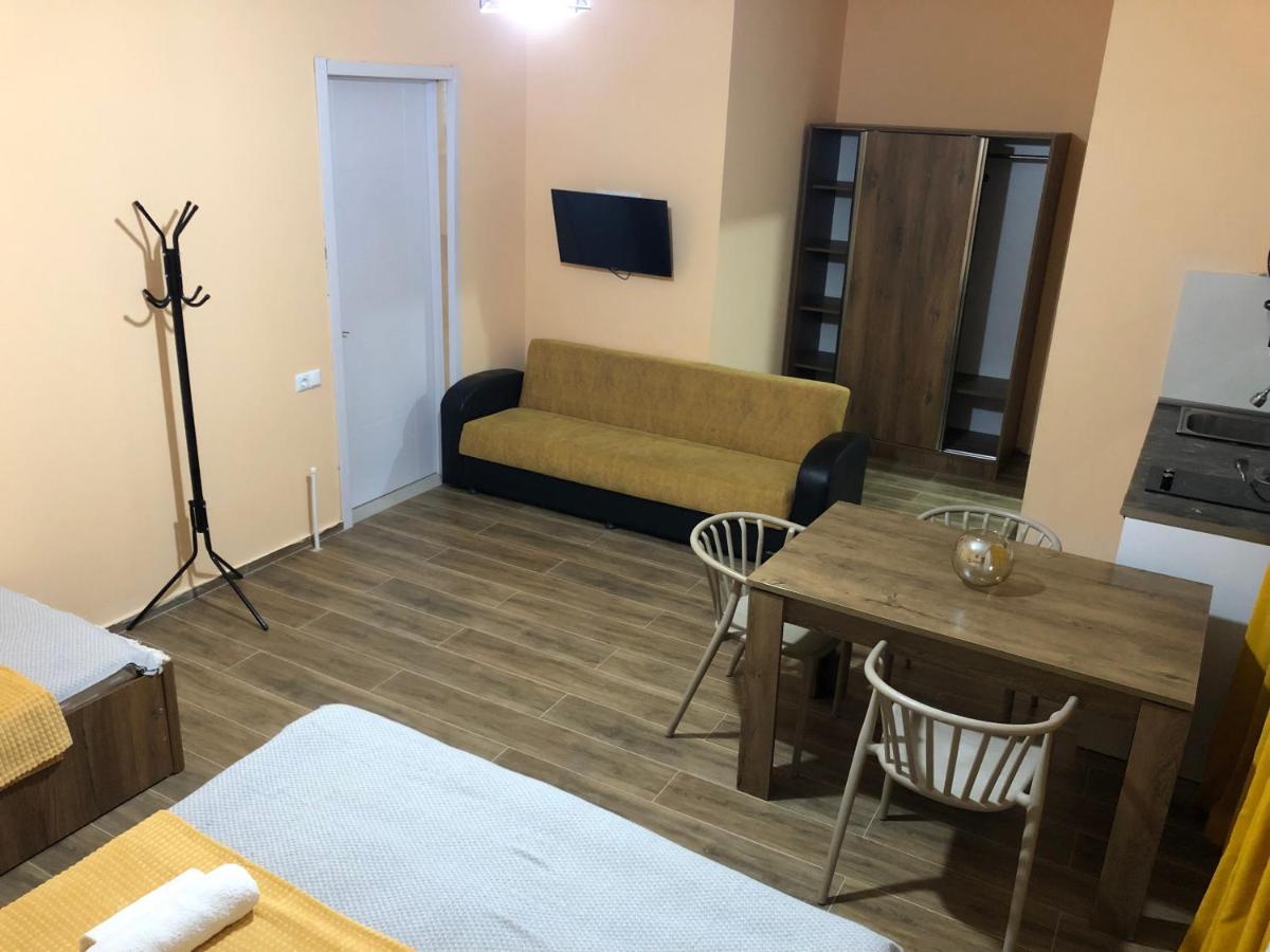 Habitación Cuádruple - vistas al jardín