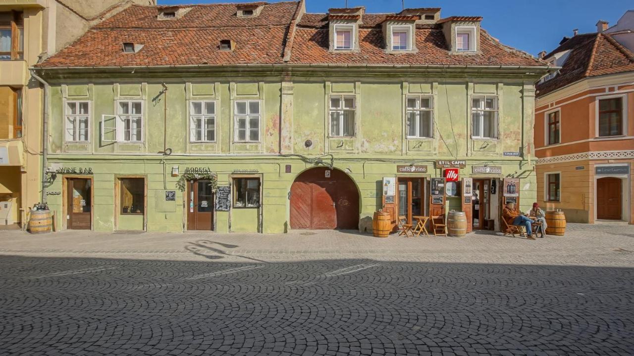 Old Town-High Hopes No2 - Bed and Breakfast Braşov