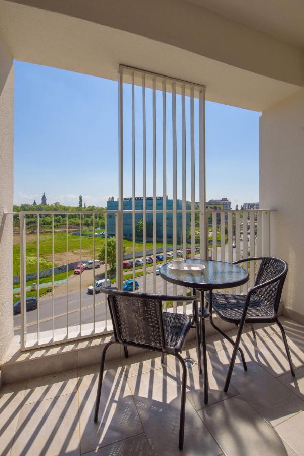 Hubix Suites - City of Mara - Bed and Breakfast
