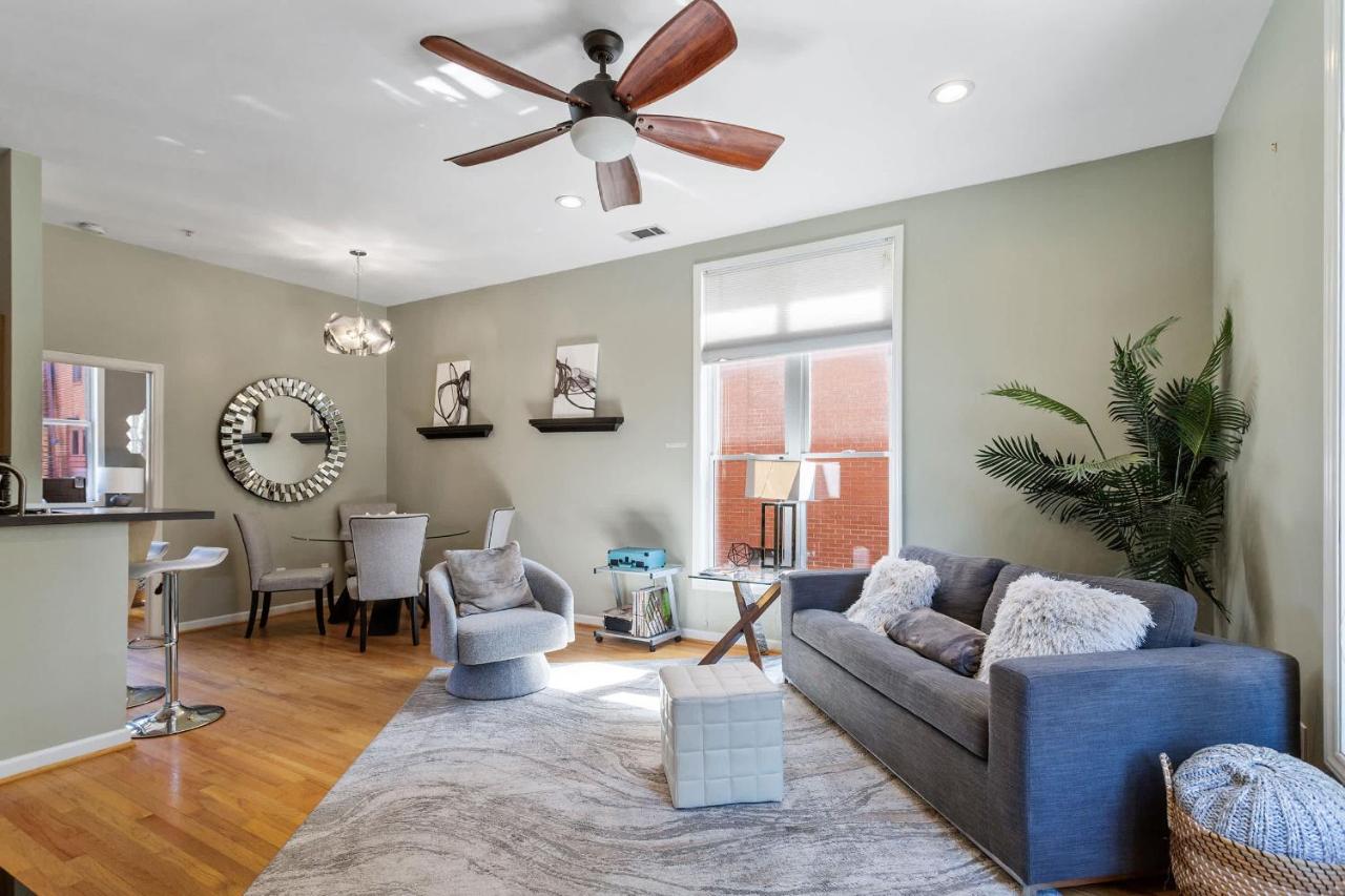 Warehouse District Modern Condo with Private Garage - B&B Raleigh
