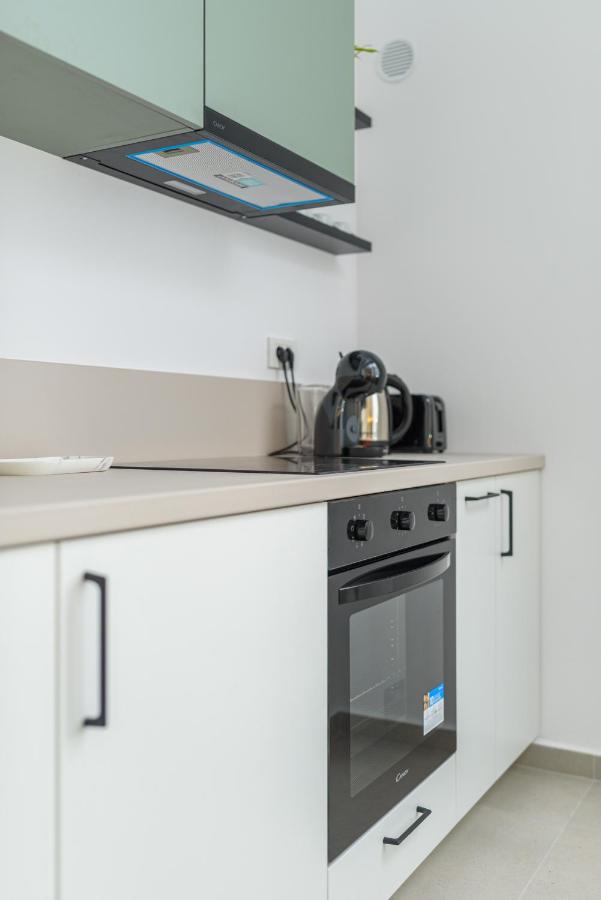 Deluxe One-Bedroom Apartment with Garden View