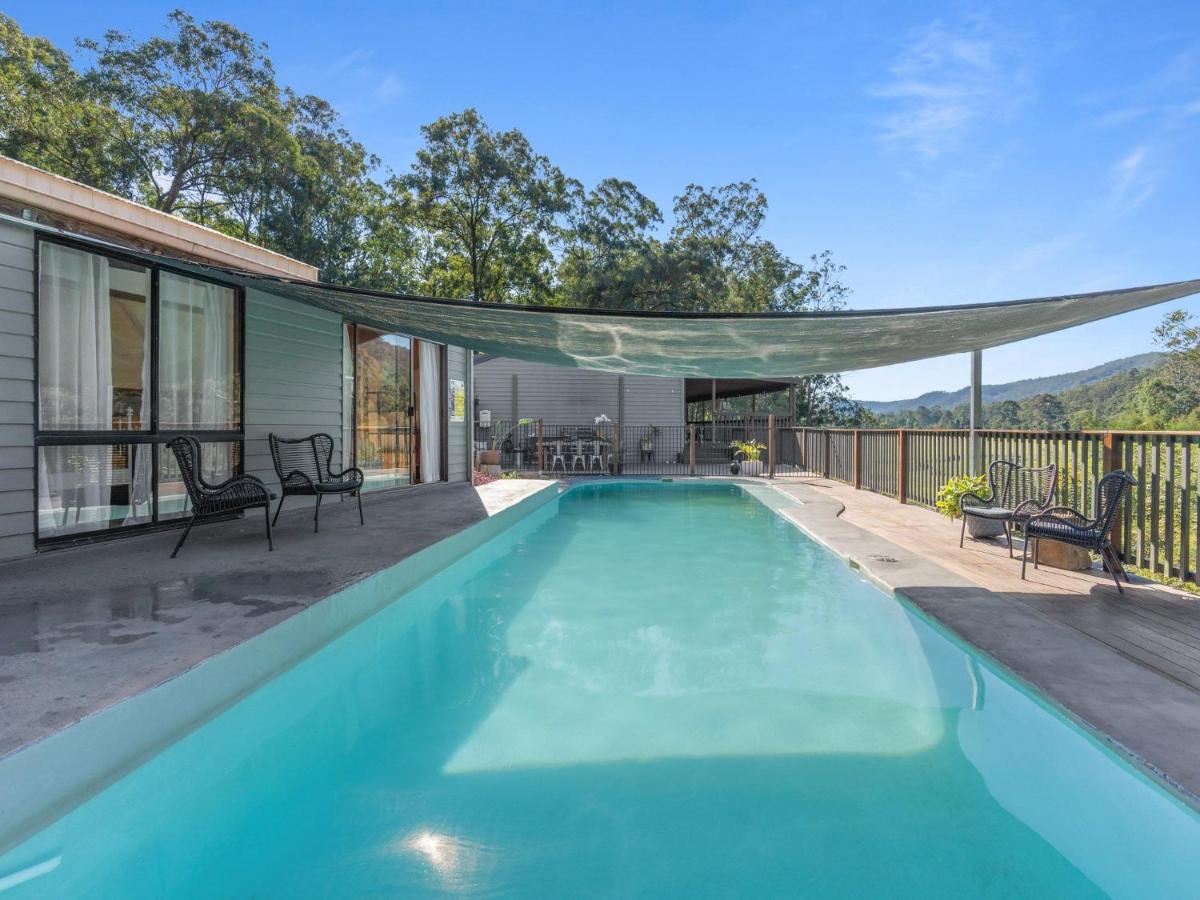 MacDonald River Retreat - Bed and Breakfast St Albans