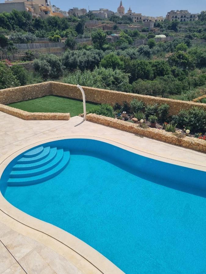 Gozo Sunset Valley view Apartment - B&B