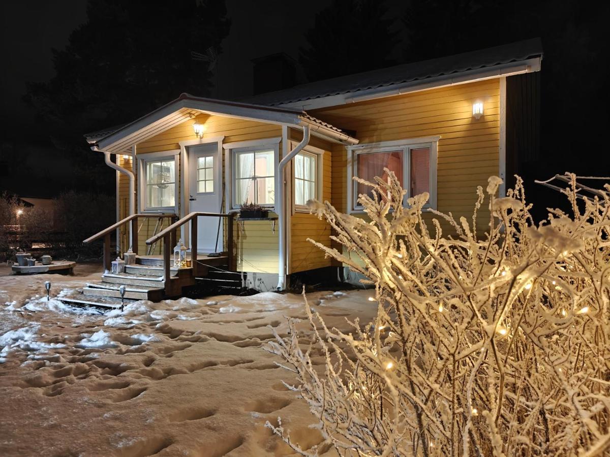 Peaceful house for relaxing - Chambres d’hôtes Oulu