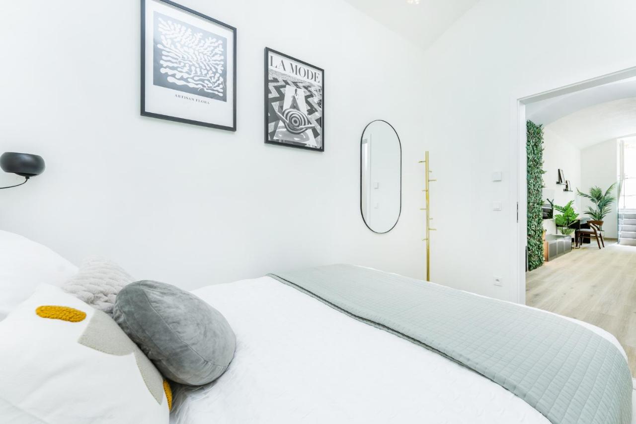 Lowered Ground Two-Bedroom Apartment