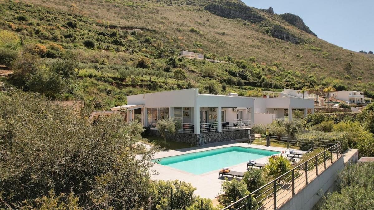 Villa Amelia - Bed and Breakfast Castellammare del Golfo