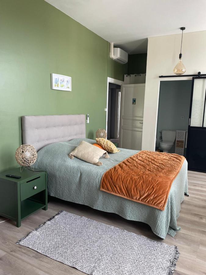 Zimmer mit Queensize-Bett