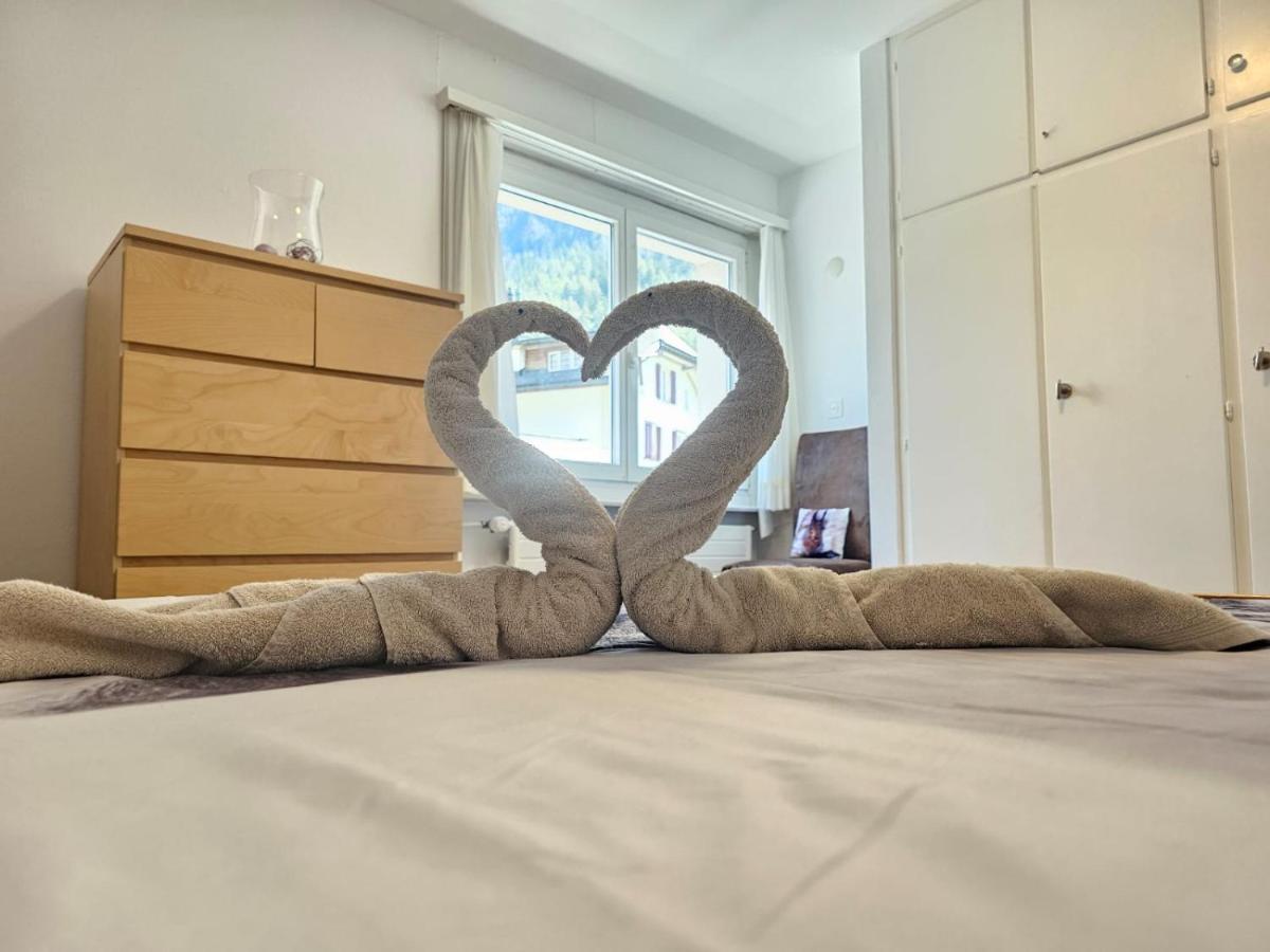 Appartement met 2 Slaapkamers en Uitzicht op de Bergen