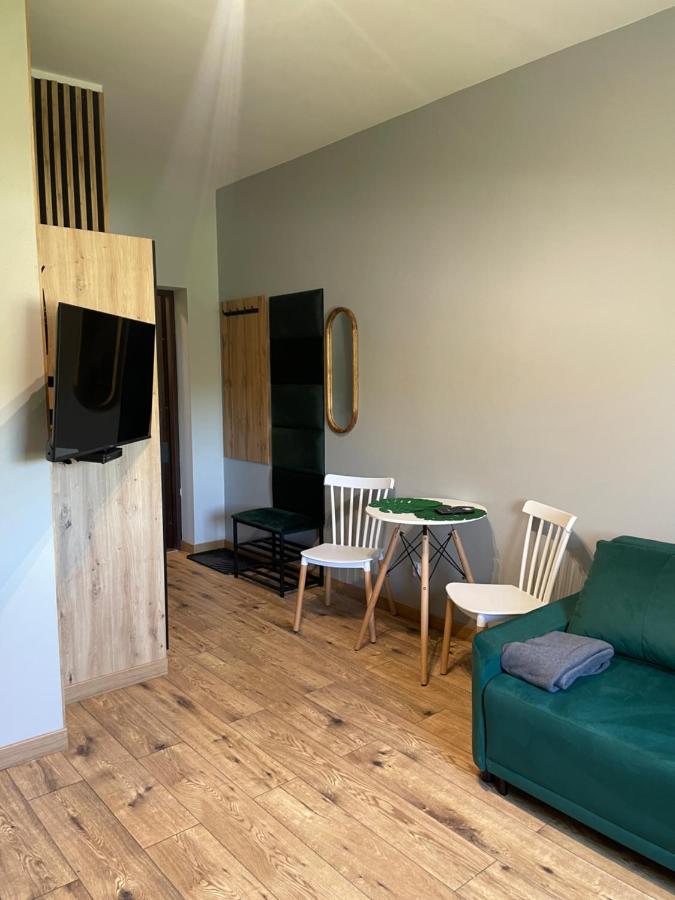 Standard Studio