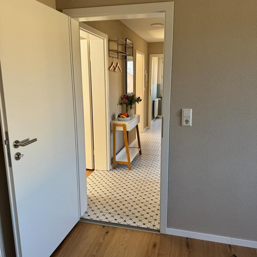 Charmante Wohnung mit 3 Schlafzimmer und Balkon in Lörrach - Ferienwohnung Lörrach