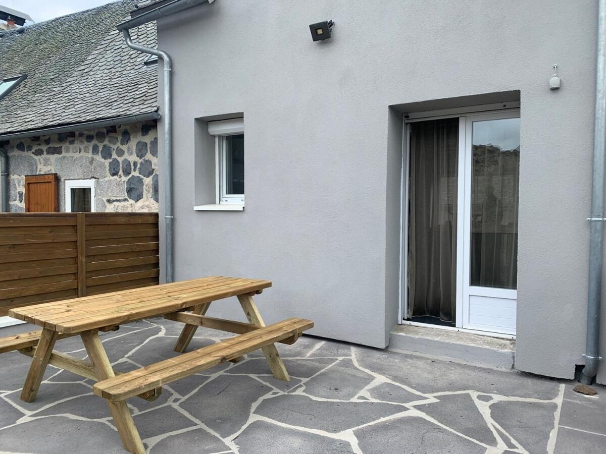 Les fleurs d Aubrac - B&B