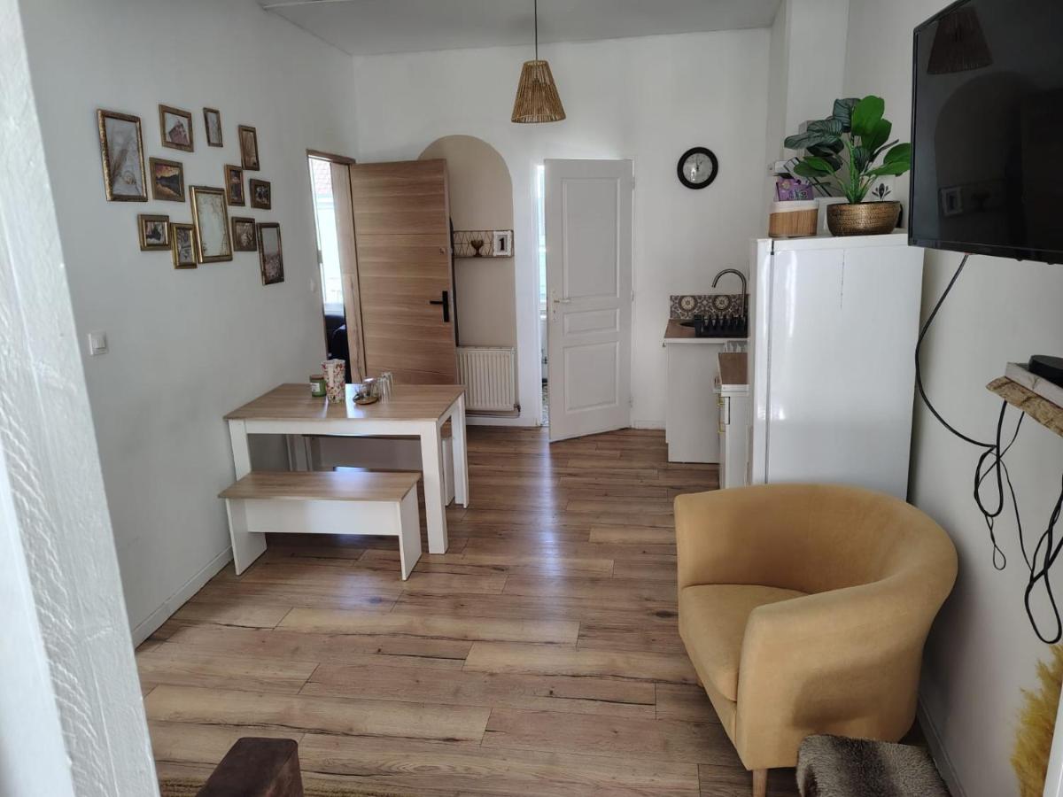 Appartement au premier étage - Bed and Breakfast