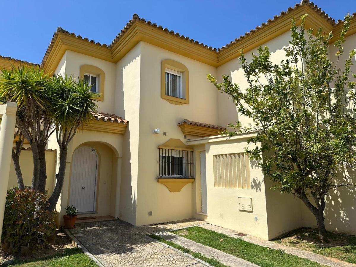 Chalet adosado en Novo Sancti Petri - Chambres d’hôtes Cadix