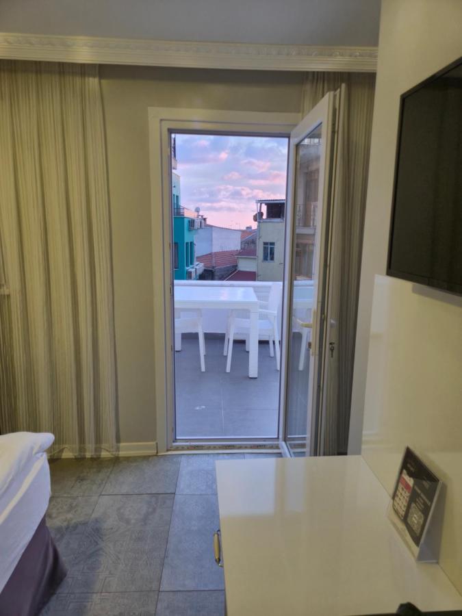 Double Room with Terrace