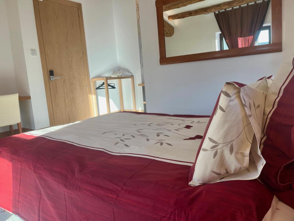 Zimmer mit Queensize-Bett