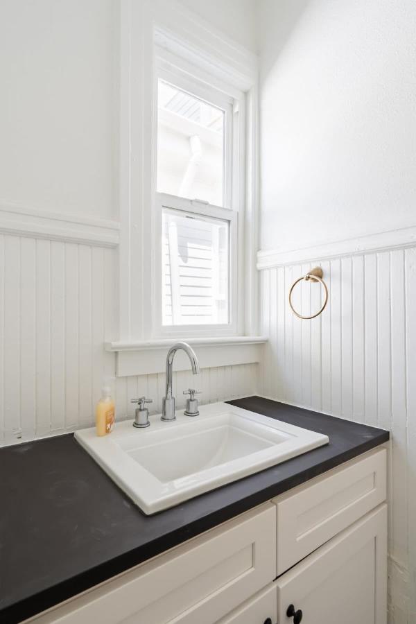 Stay Portland - The Tournesol Suite- Leisurely Strolls on NW 23rd - Ferienwohnung Portland