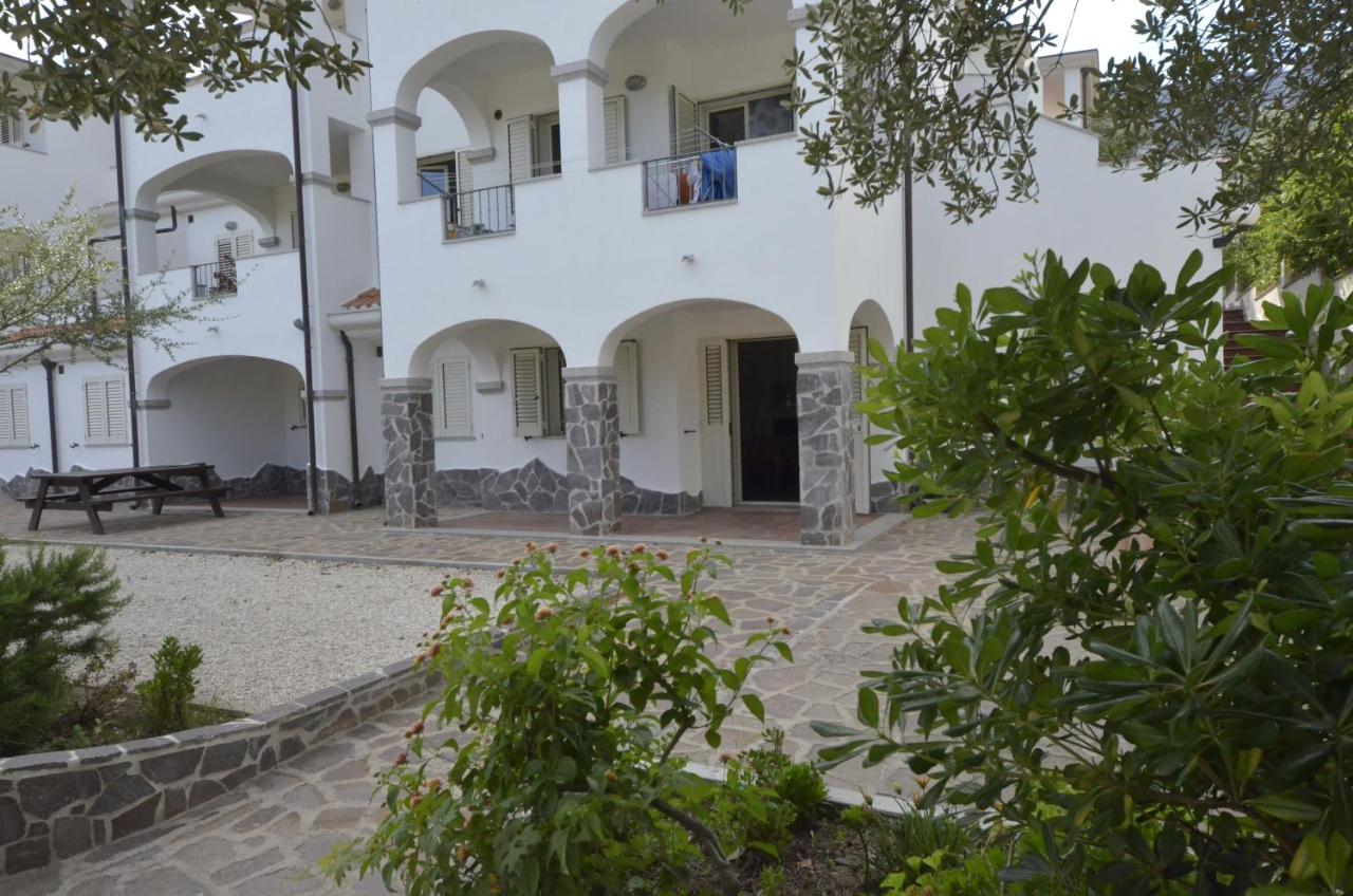 Laurus - B&B Cala Gonone