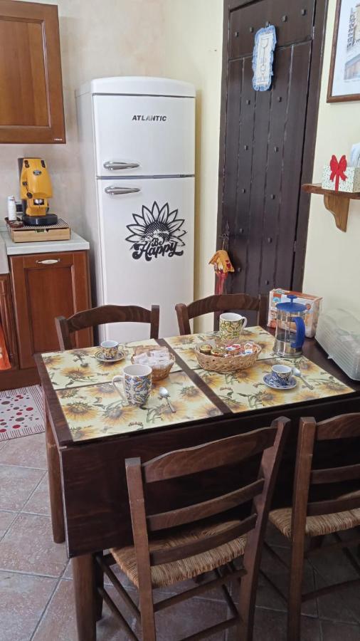 Il girasole - Chambres d’hôtes Sasso di Castalda