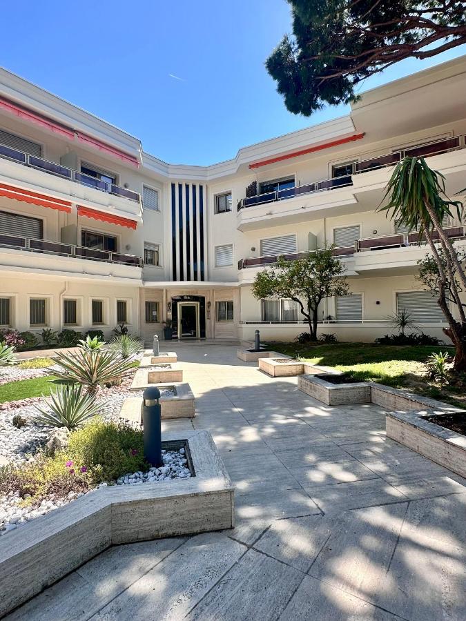 Studio Baie des Anges à deux pas de la mer - Ferienwohnung