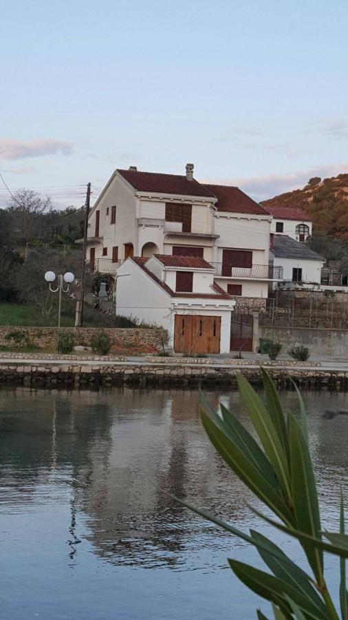 Apartments Lukoran - Chambres d’hôtes
