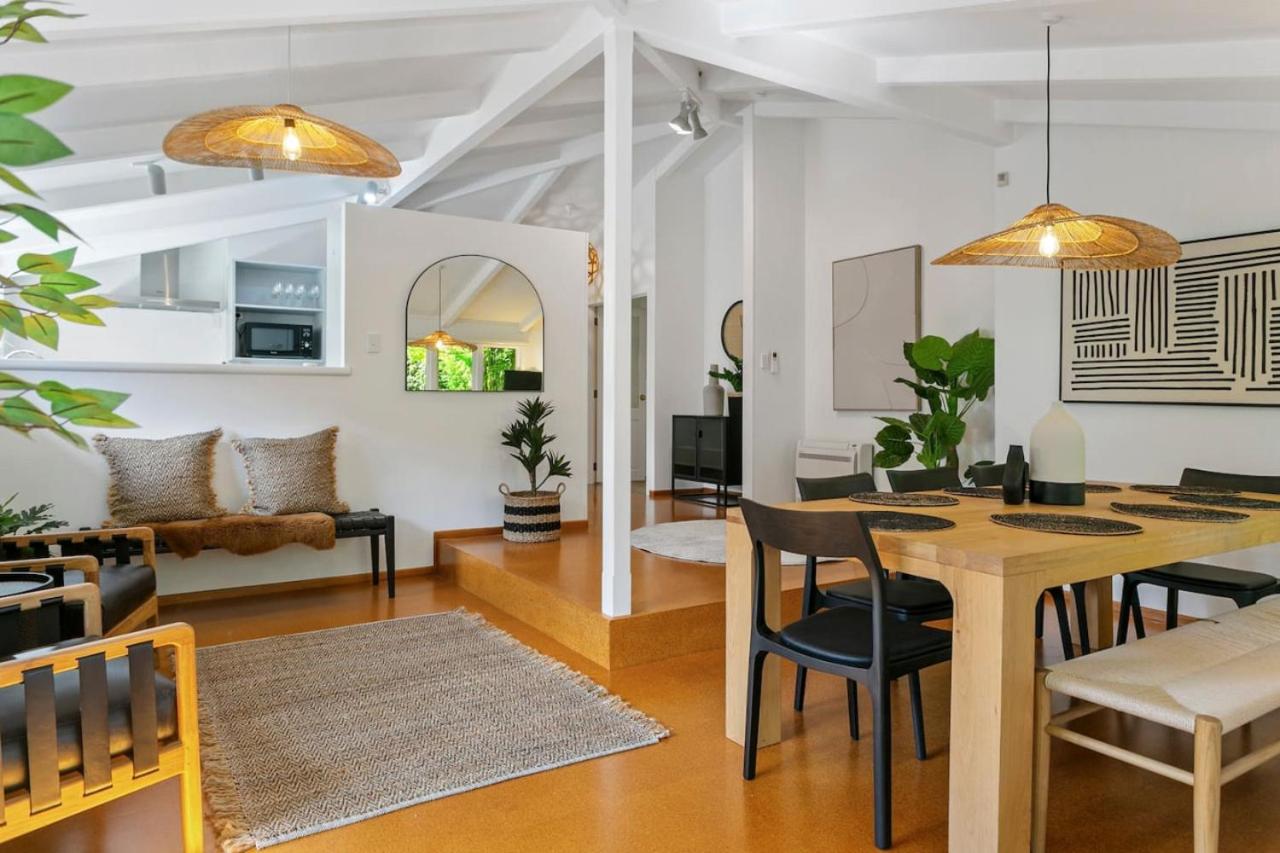 Huia Haven, Rustic Garden Retreat With King Suite - Ferienwohnung Taupo