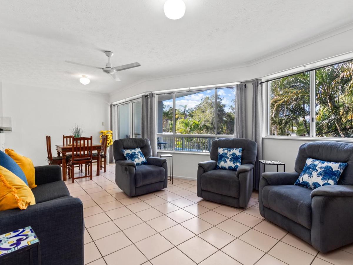 Spacious Esplanade Apartment with Rooftop Access - B&B