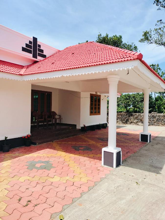 MAVERICK HOLIDAYS INN FAMILY VILLa - B&B