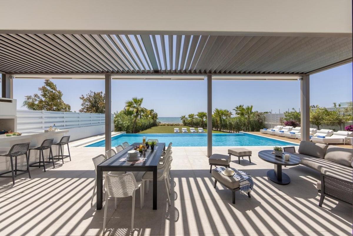 Villa JoJo Seafront - B&B